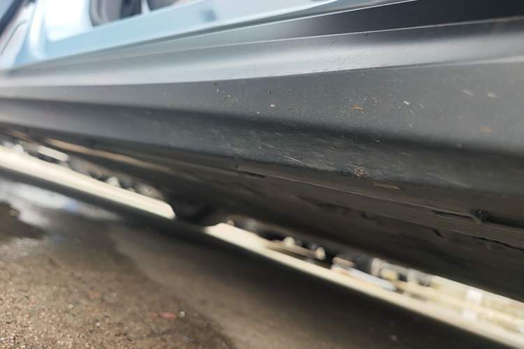 Used Nio ET5T 2024 75kWh Touring Right Side Sill