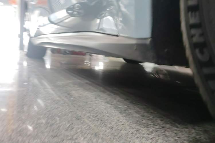 Used Nio ET5T 2024 75kWh Touring Right Side Sill