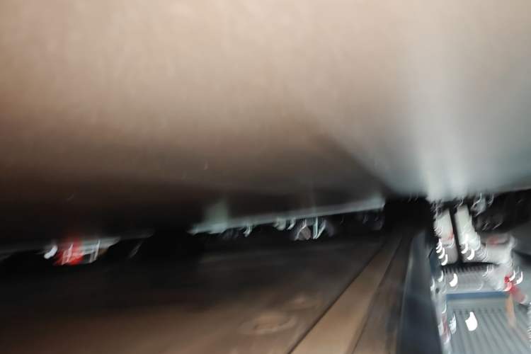 Used Nio ET5T 2024 75kWh Touring Right Side Sill