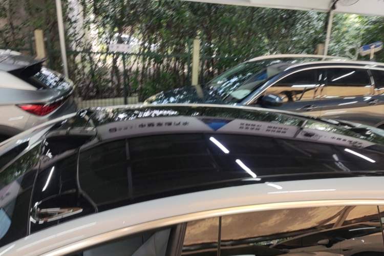 Used Nio ET5T 2024 75kWh Touring Roof