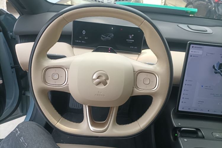 Used Nio ET5T 2024 75kWh Touring Steering Wheel