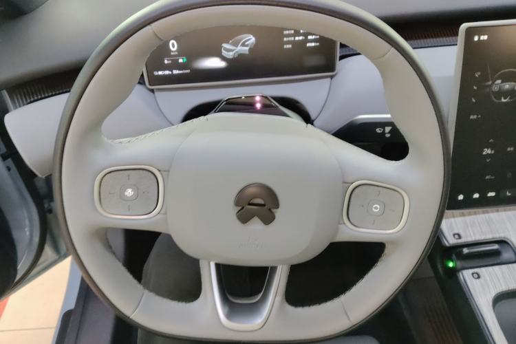 Used Nio ET5T 2024 75kWh Touring Steering Wheel