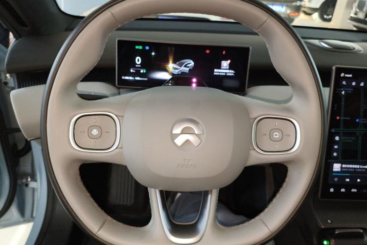 Used Nio ET5T 2024 75kWh Touring Steering Wheel