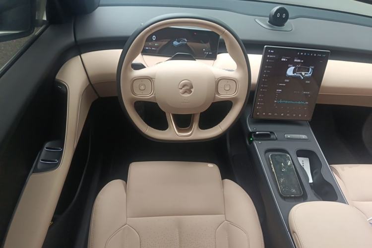 Used Nio ET5T 2024 75kWh Touring Steering Wheel