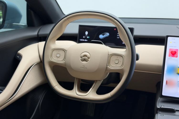 Used Nio ET5T 2024 75kWh Touring Steering Wheel