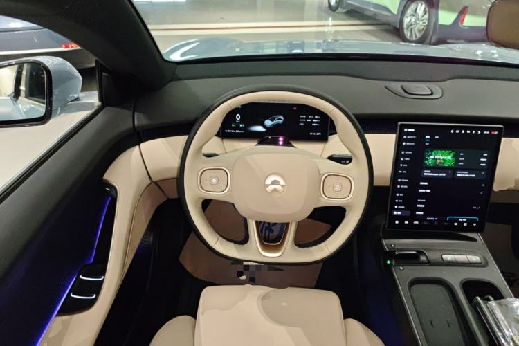 Used Nio ET5T 2024 75kWh Touring Steering Wheel