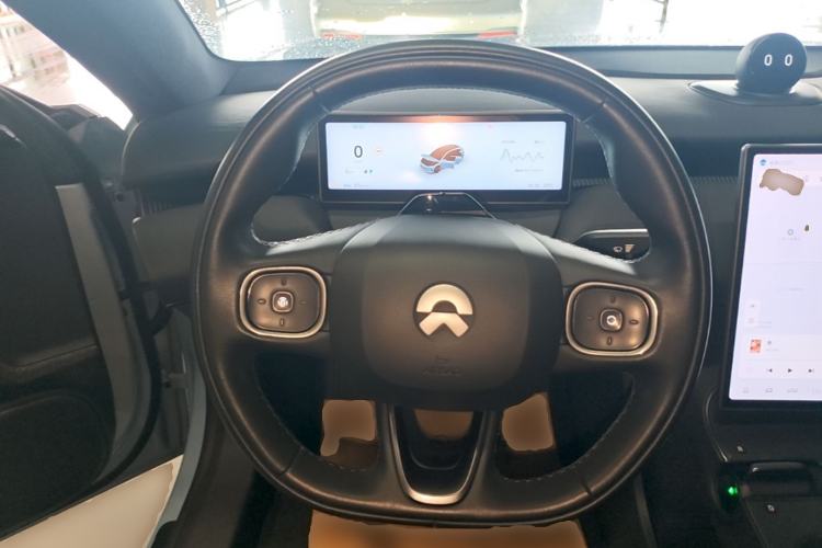 Used Nio ET5T 2024 75kWh Touring Steering Wheel