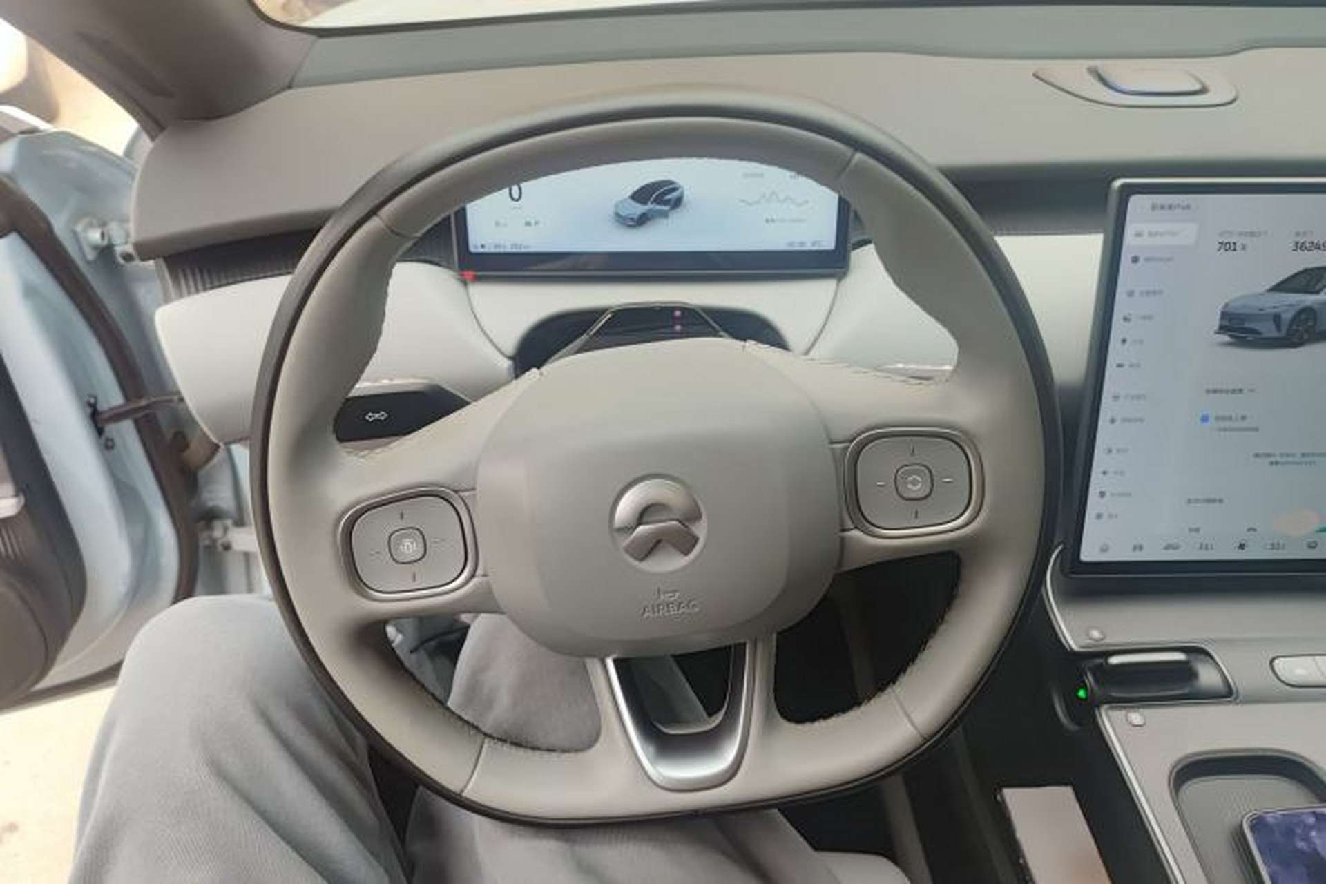 Used Nio ET5T 2024 75kWh Touring Steering Wheel