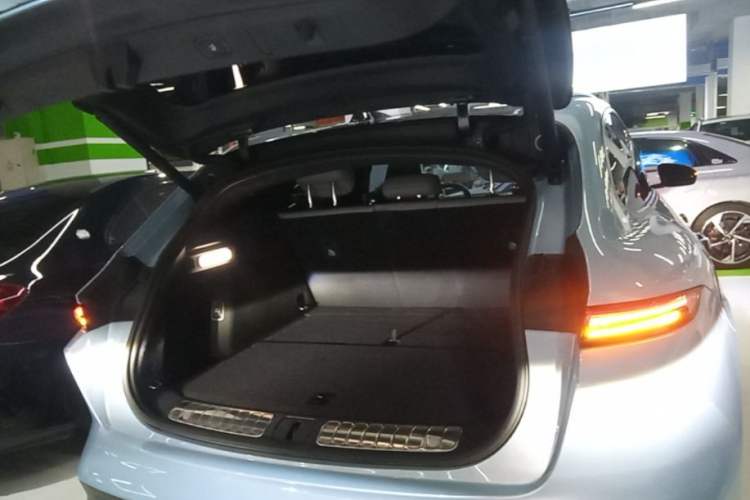 Used Nio ET5T 2024 75kWh Touring Trunk