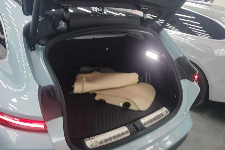 Used Nio ET5T 2024 75kWh Touring Trunk