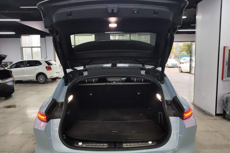 Used Nio ET5T 2024 75kWh Touring Trunk
