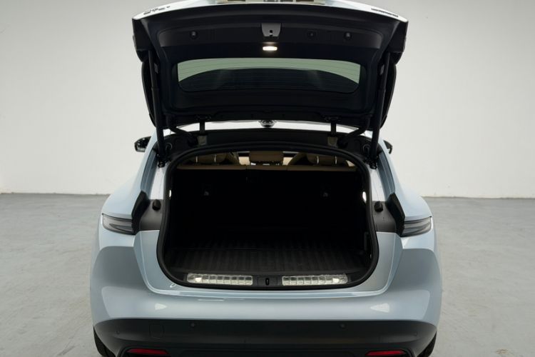 Used Nio ET5T 2024 75kWh Touring Trunk