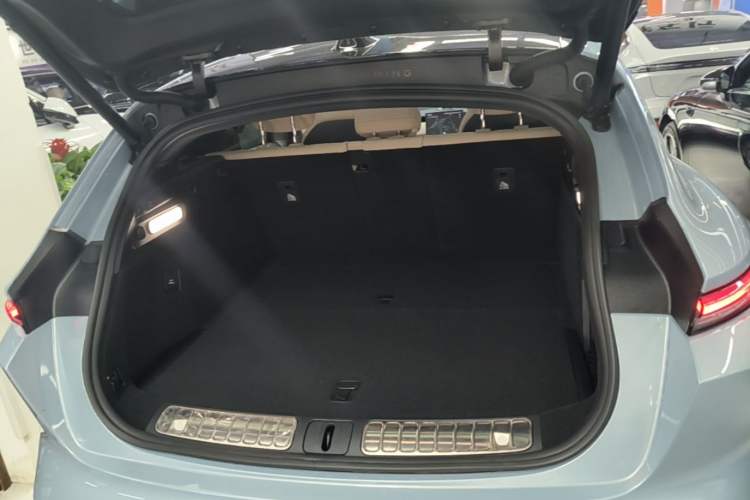 Used Nio ET5T 2024 75kWh Touring Trunk