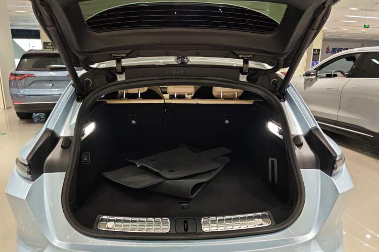 Used Nio ET5T 2024 75kWh Touring Trunk