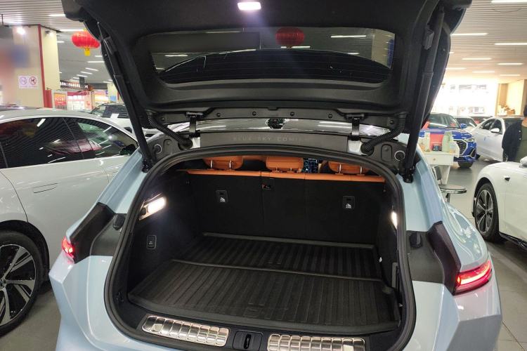 Used Nio ET5T 2024 75kWh Touring Trunk