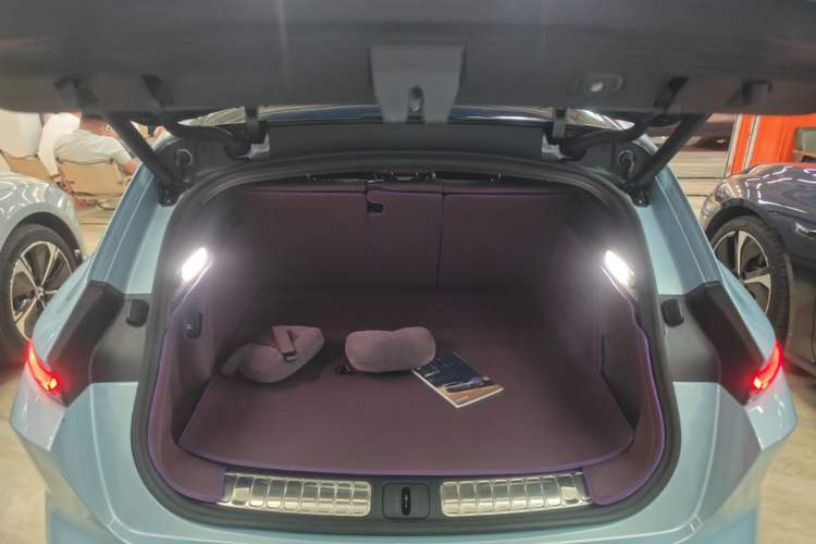 Used Nio ET5T 2024 75kWh Touring Trunk