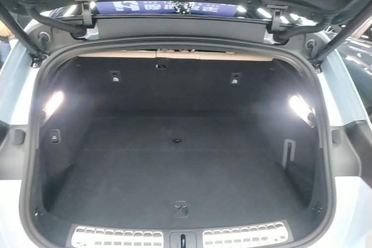 Used Nio ET5T 2024 75kWh Touring Trunk