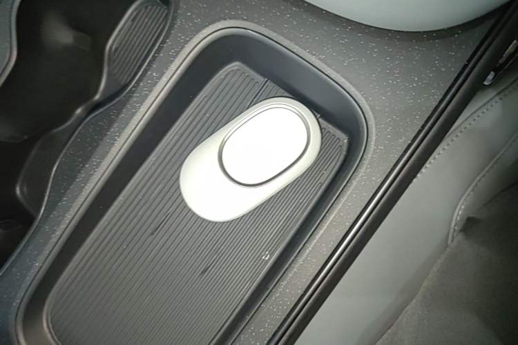 Used Nio ET5T 2024 75kWh Touring Vehicle Key