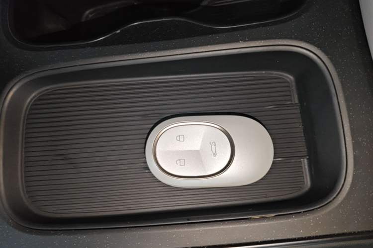 Used Nio ET5T 2024 75kWh Touring Vehicle Key