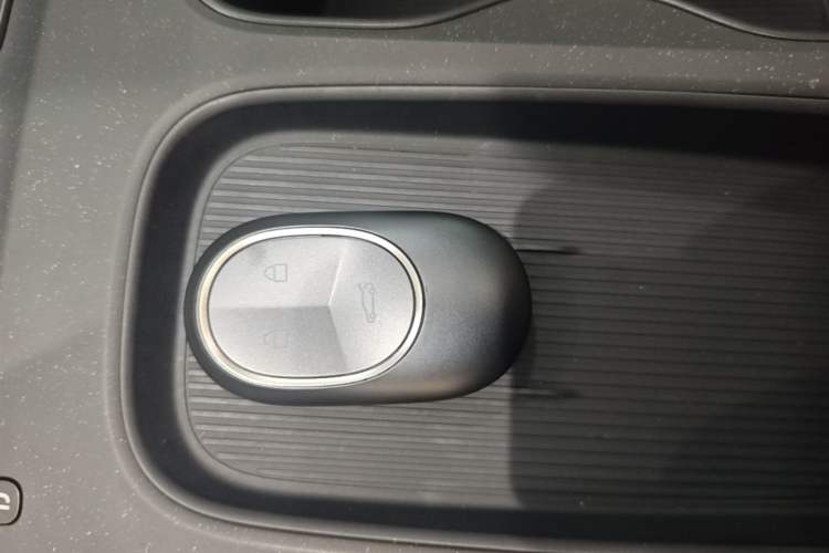 Used Nio ET5T 2024 75kWh Touring Vehicle Key