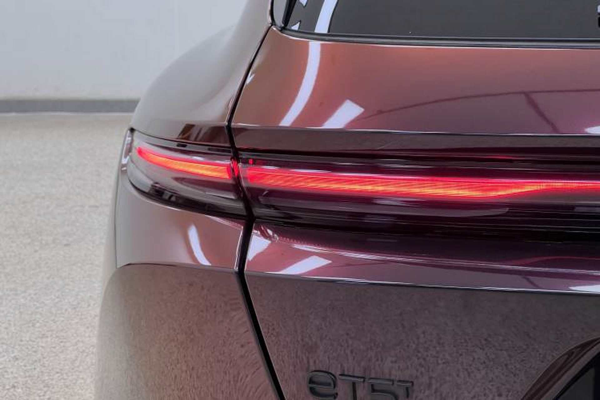 Used Nio ET5T 2024 75kWh Touring Exterior 10