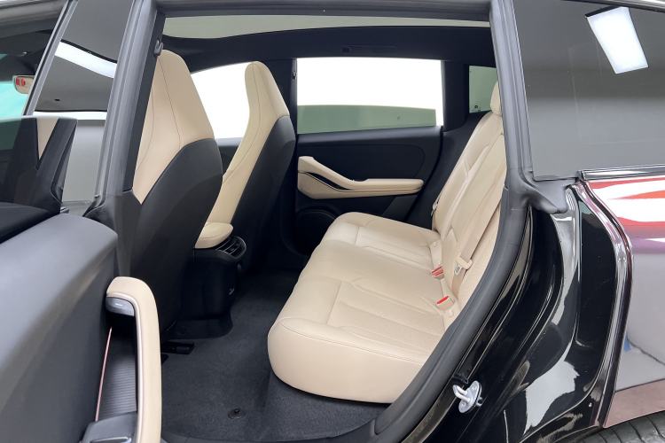 Used Nio ET5T 2024 75kWh Touring Interior 11