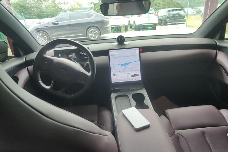 Used Nio ET5T 2024 75kWh Touring Center Console