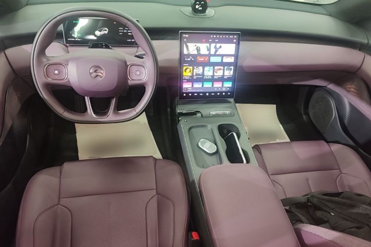 Used Nio ET5T 2024 75kWh Touring Center Console