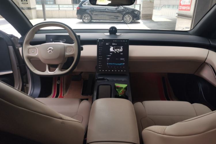Used Nio ET5T 2024 75kWh Touring Center Console