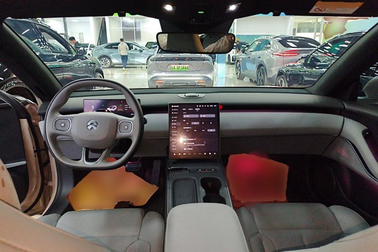 Used Nio ET5T 2024 75kWh Touring Center Console