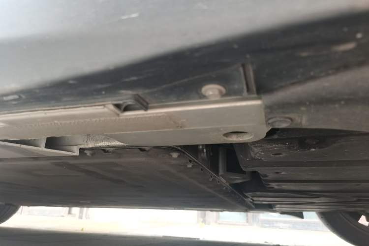 Used Nio ET5T 2024 75kWh Touring Chassis Rear Left