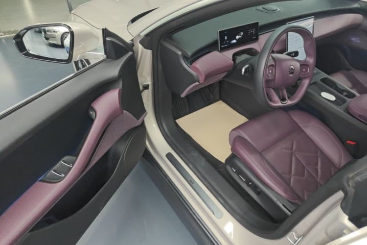 Used Nio ET5T 2024 75kWh Touring Driver Seat