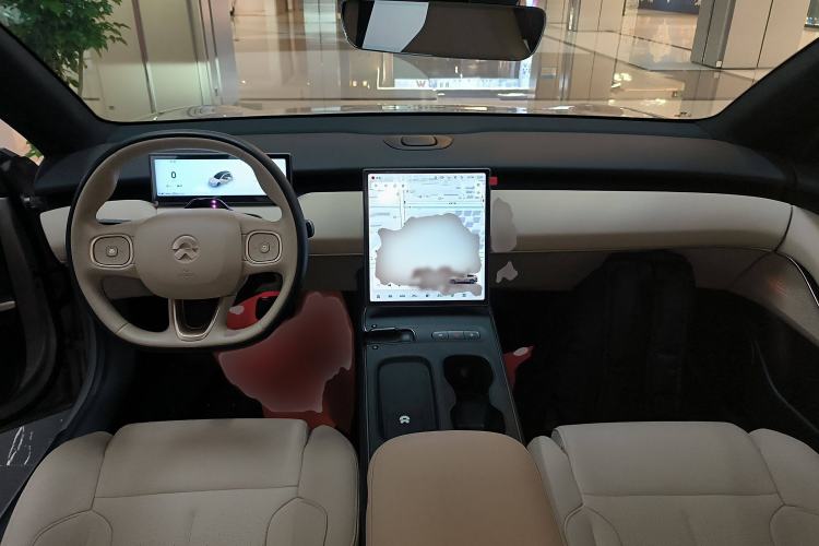 Used Nio ET5T 2024 75kWh Touring Interior 2