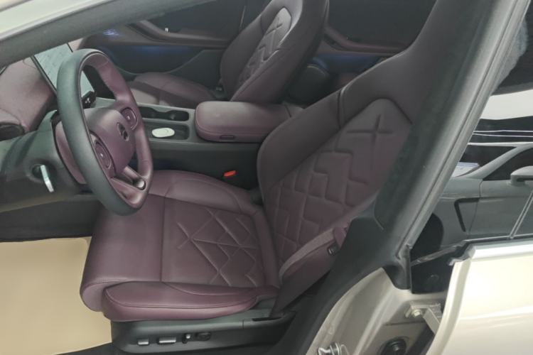 Used Nio ET5T 2024 75kWh Touring Left Front Seat