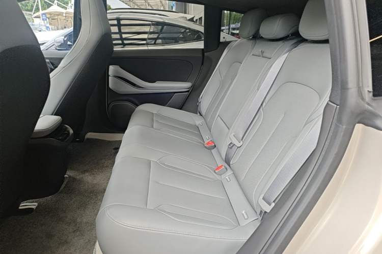 Used Nio ET5T 2024 75kWh Touring Left Rear Seat