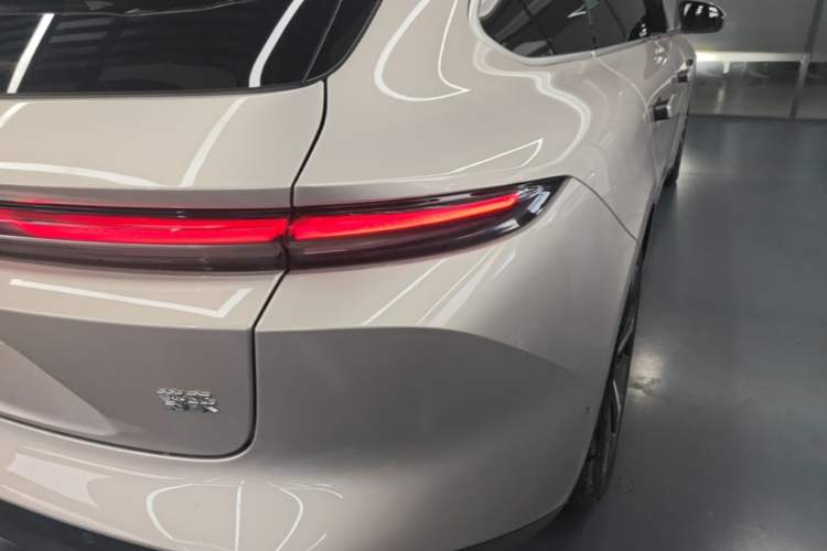 Used Nio ET5T 2024 75kWh Touring Right Rear Taillight
