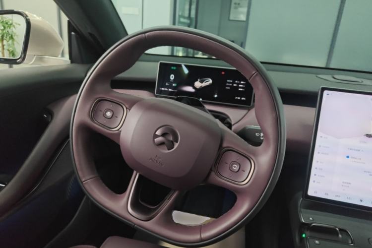 Used Nio ET5T 2024 75kWh Touring Steering Wheel