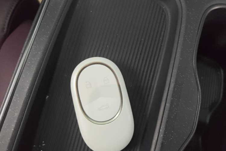 Used Nio ET5T 2024 75kWh Touring Vehicle Key