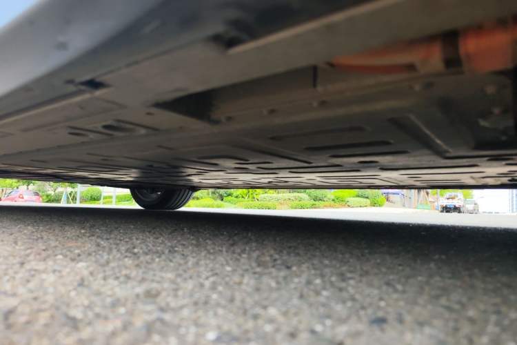 Used Nio ET5T 2024 75kWh Touring Chassis Front Right