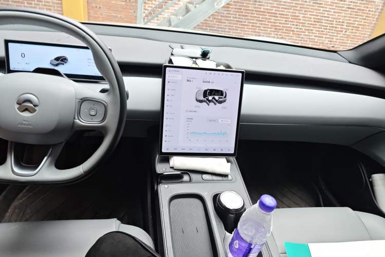 Used Nio ET5T 2024 100kWh Touring Audio And AC Panel