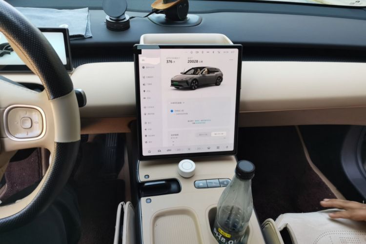 Used Nio ET5T 2024 75kWh Touring Audio And AC Panel