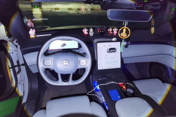 Used Nio ET5T 2024 75kWh Touring Center Console