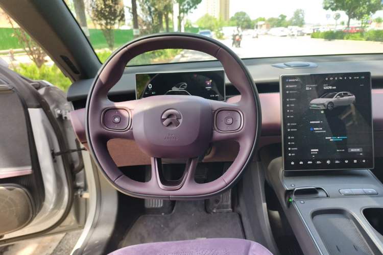 Used Nio ET5T 2024 75kWh Touring Steering Wheel