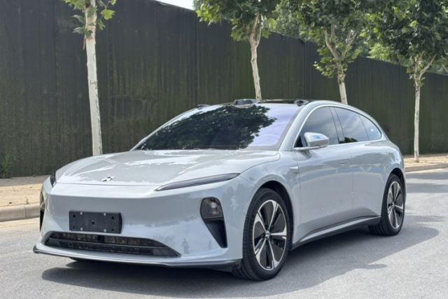 Used Nio ET5T 2024 75kWh Touring