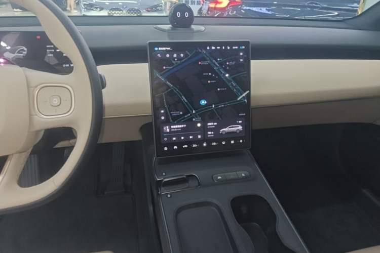 Used Nio ET5T 2024 75kWh Touring Audio And AC Panel