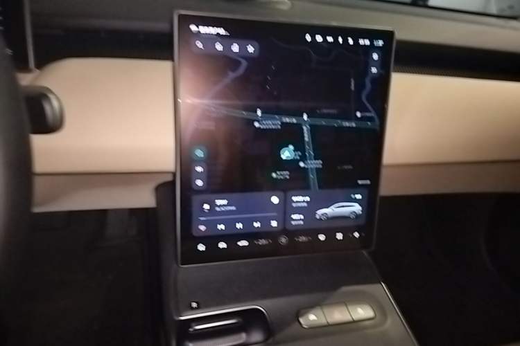 Used Nio ET5T 2024 75kWh Touring Audio And AC Panel