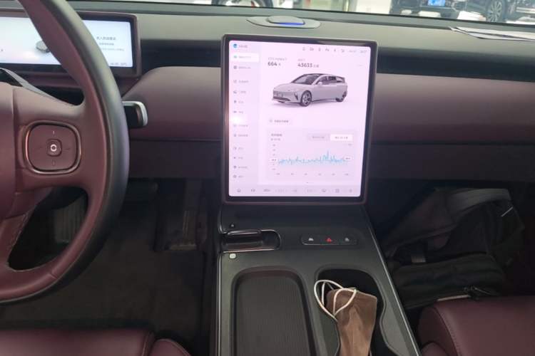 Used Nio ET5T 2024 75kWh Touring Audio And AC Panel