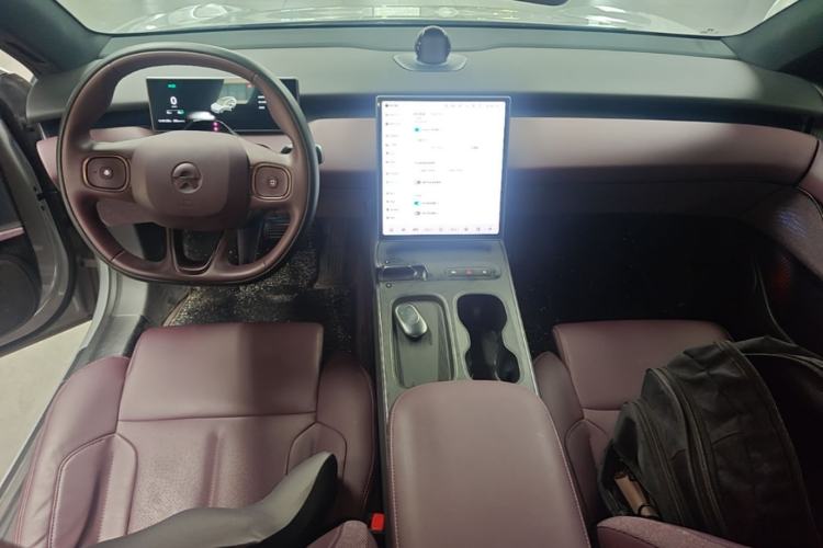 Used Nio ET5T 2024 75kWh Touring Center Console