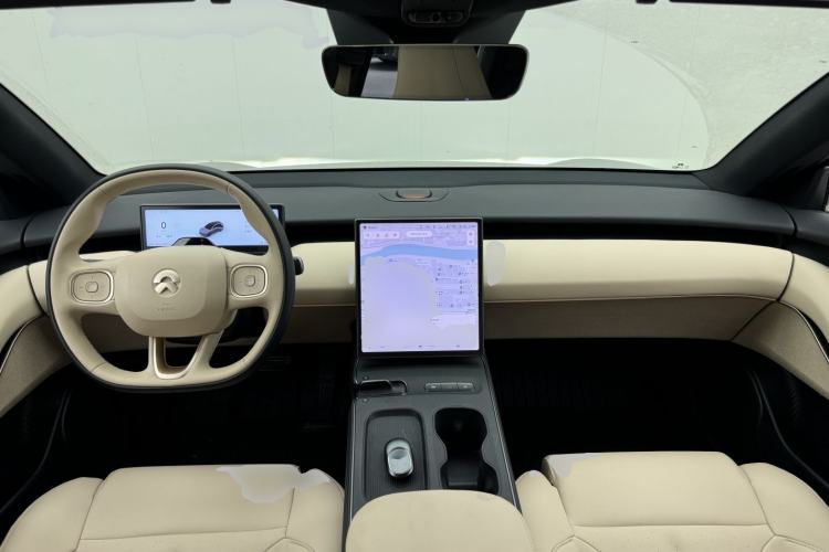 Used Nio ET5T 2024 75kWh Touring Center Console
