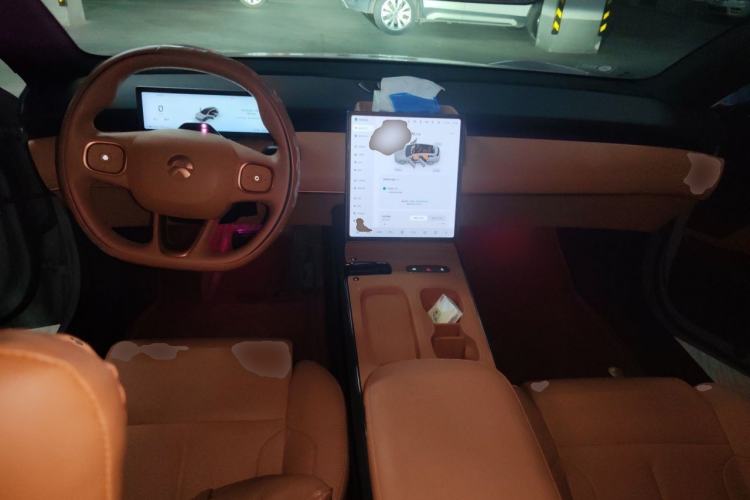 Used Nio ET5T 2024 75kWh Touring Center Console